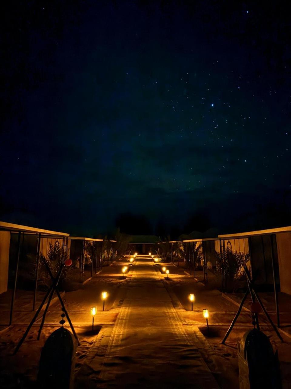 Hotel Mirage Luxury Camp à Merzouga Extérieur photo