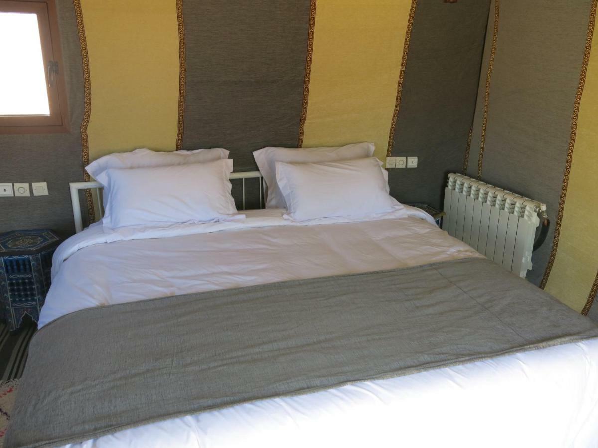 Hotel Mirage Luxury Camp à Merzouga Extérieur photo